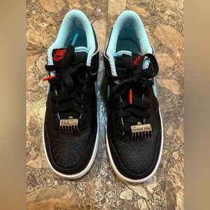 Nike Dunk Low SE GS Barber Shop Black Copa White Chile Red DH9765 002 Size 5Y